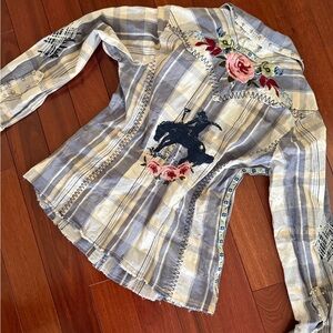 Aziz Western Shirt Embroidered Cowboy Floral Studded SZ L Distressed Fitted